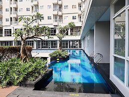 Homey Studio At Bintaro Icon Apartment