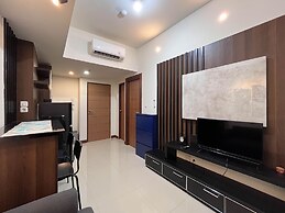 Warm And Cozy 2Br Vida View Makassar Apartment