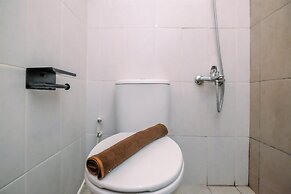 Comfortable And Simply Look 2Br Royal Heights Apartment