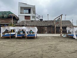 Casa Playa James