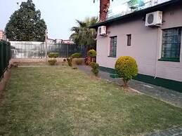 DE ELLAS BOUTIQUE LODGE