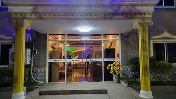 Csm Clark Hotel