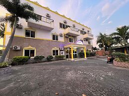 Csm Clark Hotel