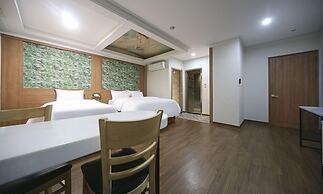 Hotel Feel Green