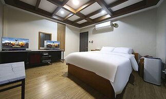 Hotel Feel Green