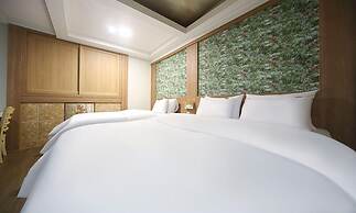 Hotel Feel Green