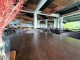 Mist Mountain Resort powered by Cocotel