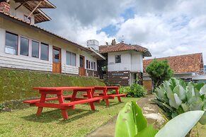Hilltop Camp, Lembang
