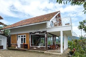 Hilltop Camp, Lembang