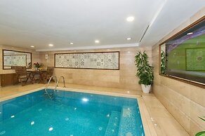 Darkmen Hotel