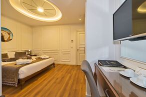 Darkmen Hotel