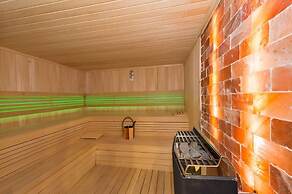 Darkmen Hotel