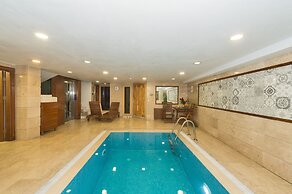 Darkmen Hotel