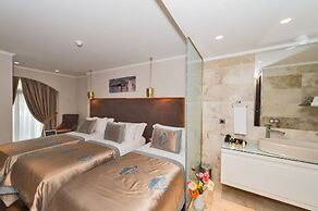 Darkmen Hotel