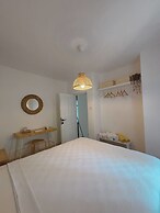 KAYA APARTMENTS KALAMAR