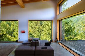 Veranda 4M Property