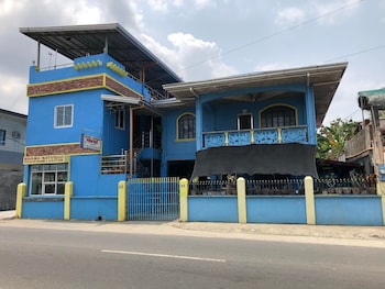 RAVARA-NATIVIDAD PENSION HOUSE