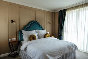 Ateneea Luxury Rooms