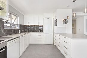 Sunset Boulevard 32