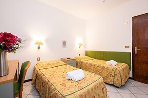 CAMELIA ROOMS VENICE GUESTHOUSE
