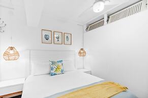 Clifton Studio 104