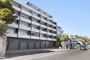 Clifton Studio 104
