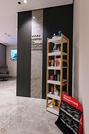 Mazarine Hotel