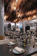 Mazarine Hotel