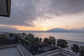Mazarine Hotel