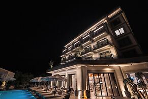 Mazarine Hotel