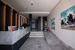 Mazarine Hotel