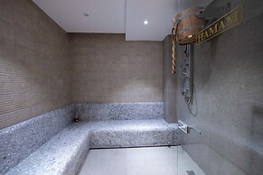 Mazarine Hotel