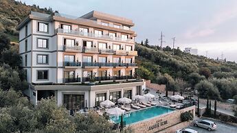 Mazarine Hotel