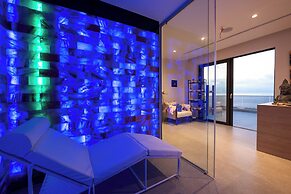 Mazarine Hotel