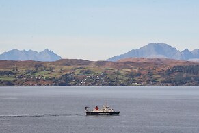 Dunira