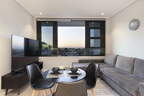 16 On Bree Unit 2117