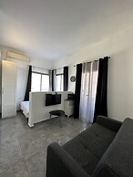 Ha-Yarkon Thirty Nine