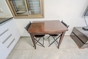 Ha-Yarkon Thirty Nine