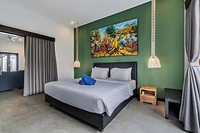 888 Residences - Complex of Private Villas with Pools