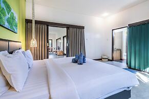888 Residences - Complex of Private Villas with Pools