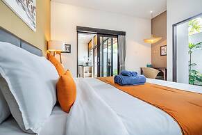 888 Residences - Complex of Private Villas with Pools
