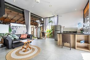 888 Residences - Complex of Private Villas with Pools