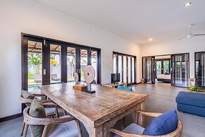 888 Residences - Complex of Private Villas with Pools