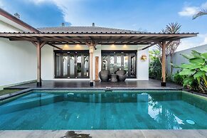 888 Residences - Complex of Private Villas with Pools