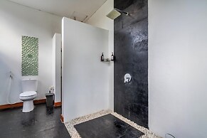 888 Residences - Complex of Private Villas with Pools