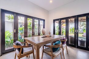 888 Residences - Complex of Private Villas with Pools