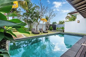 888 Residences - Complex of Private Villas with Pools