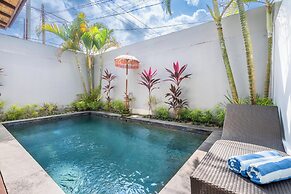 888 Residences - Complex of Private Villas with Pools