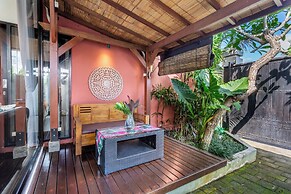 888 Residences - Complex of Private Villas with Pools