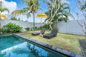 888 Residences - Complex of Private Villas with Pools